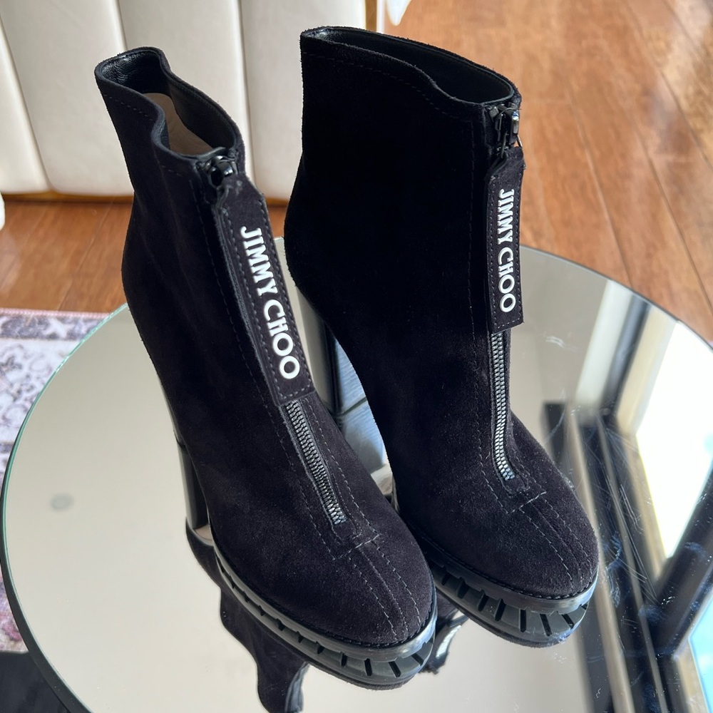 JIMMY  CHOO 
Suede Brayden 95 Ankle Boots